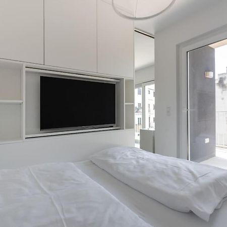 Neu Und Hell In Zentraler Ruhelage Mit Parkplatz Apartment Vienna Exterior photo
