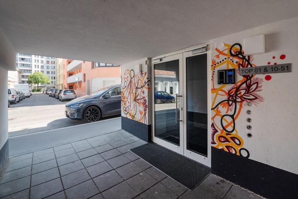 Neu Und Hell In Zentraler Ruhelage Mit Parkplatz Apartment Vienna Exterior photo