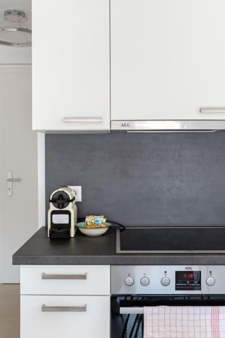 Neu Und Hell In Zentraler Ruhelage Mit Parkplatz Apartment Vienna Exterior photo